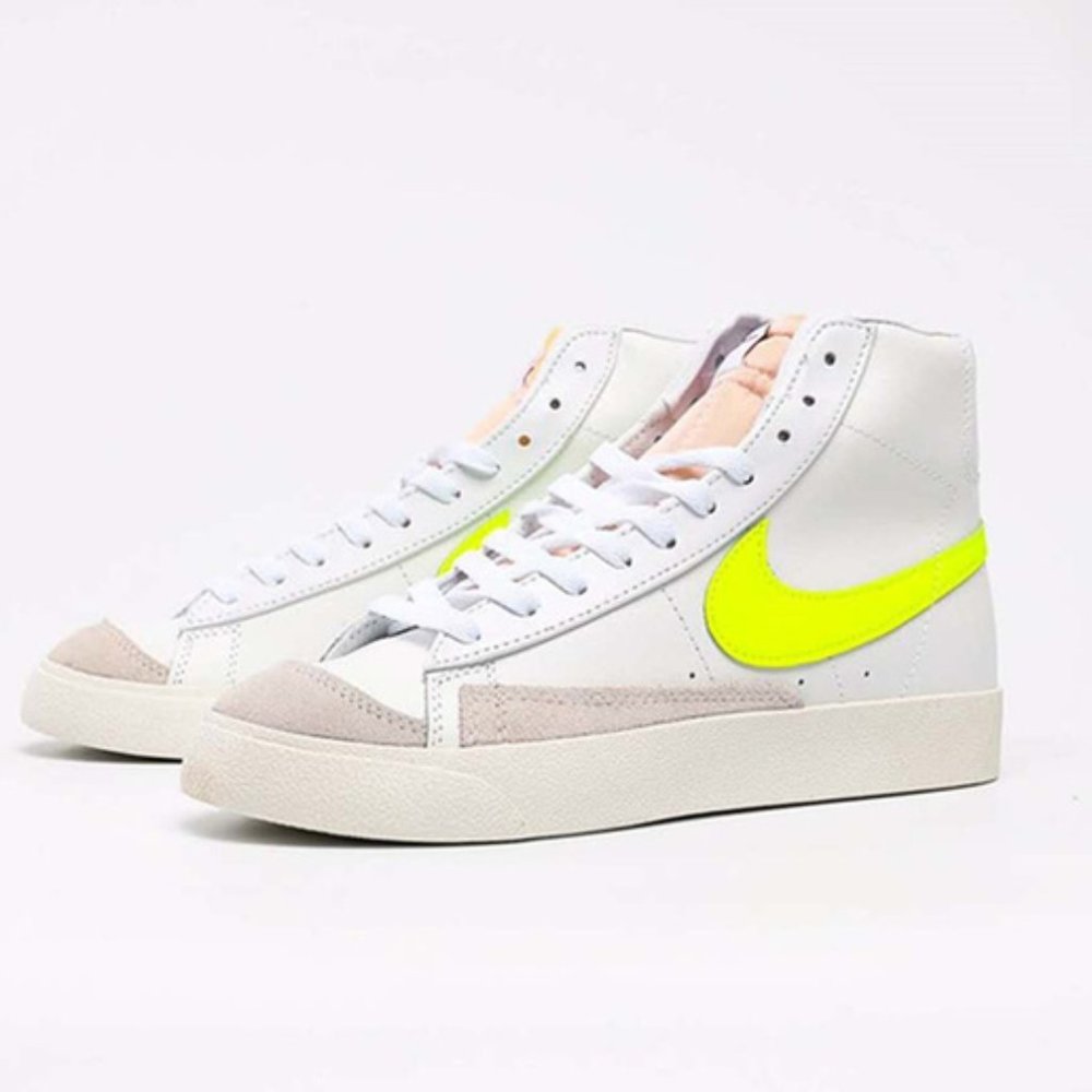 Nike Mid Blazer 77  in Venom Sz. 6.5 NIB SOLD OUT